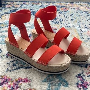 dolce vita platform sandal